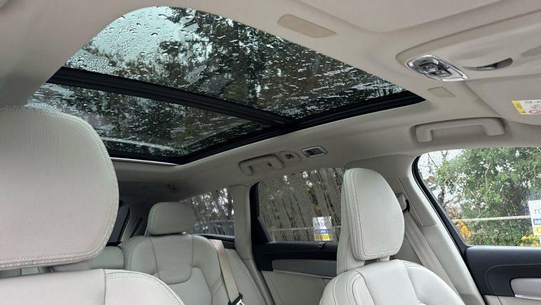 Volvo V90 2.0 D4 Cross Country Pro 5dr AWD Geartronic Diesel Estate